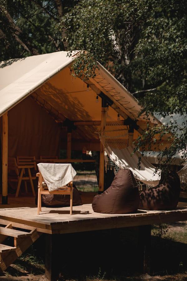 Glamping Mandra Kanev Otel Leplyavo Dış mekan fotoğraf