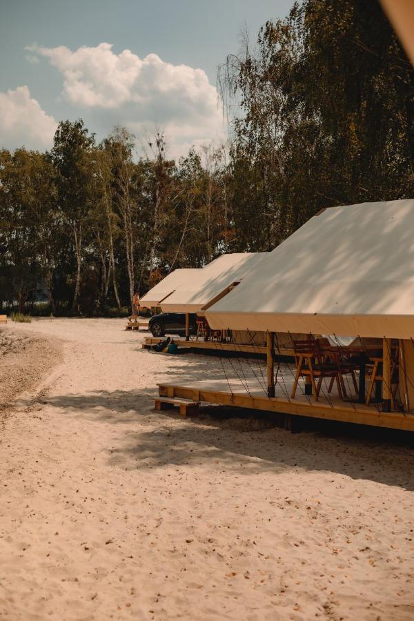 Glamping Mandra Kanev Otel Leplyavo Dış mekan fotoğraf